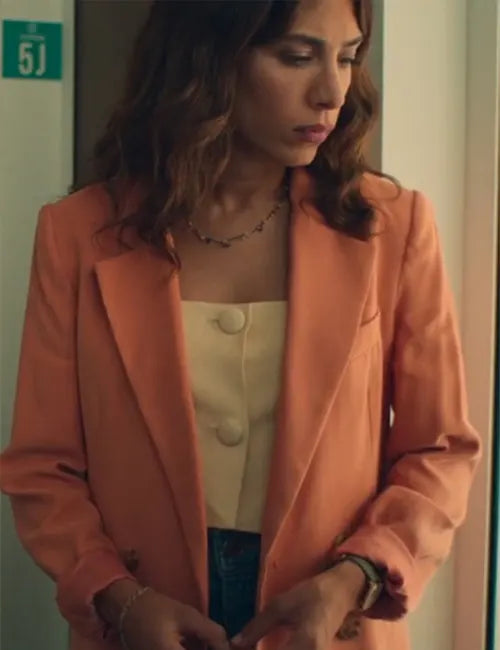 Evin Ahmad Who Is Erin Carter S01 Blazer