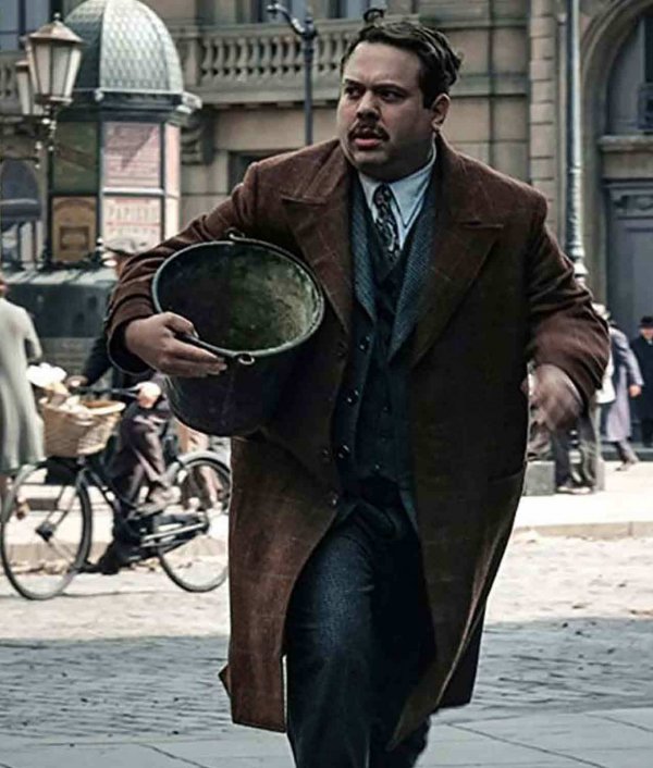 Fantastic Beasts 2 Dan Fogler Coat