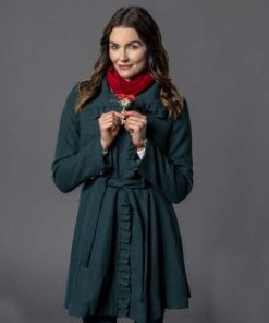 Taylor Cole Unlocking Christmas Coat